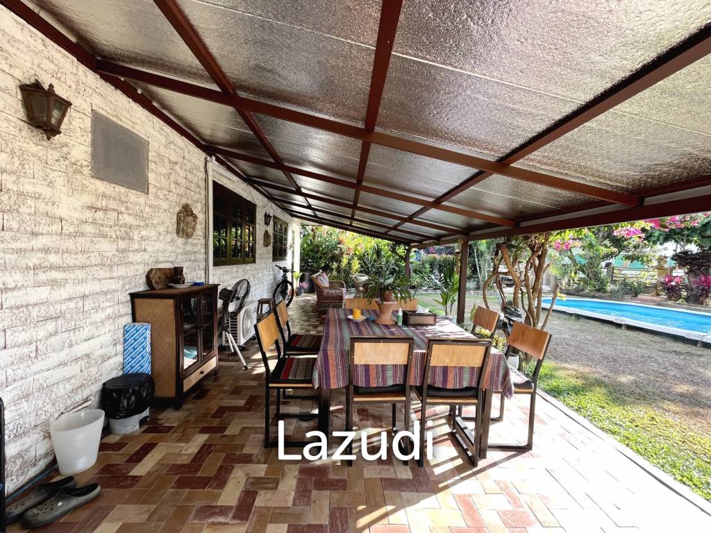 2 Houses for sale with Swimming Pool and Mountain view