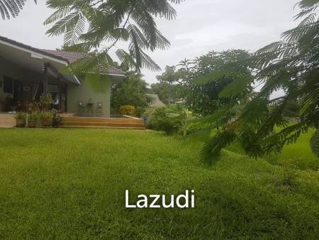 2 Houses for sale with Swimming Pool and Mountain view