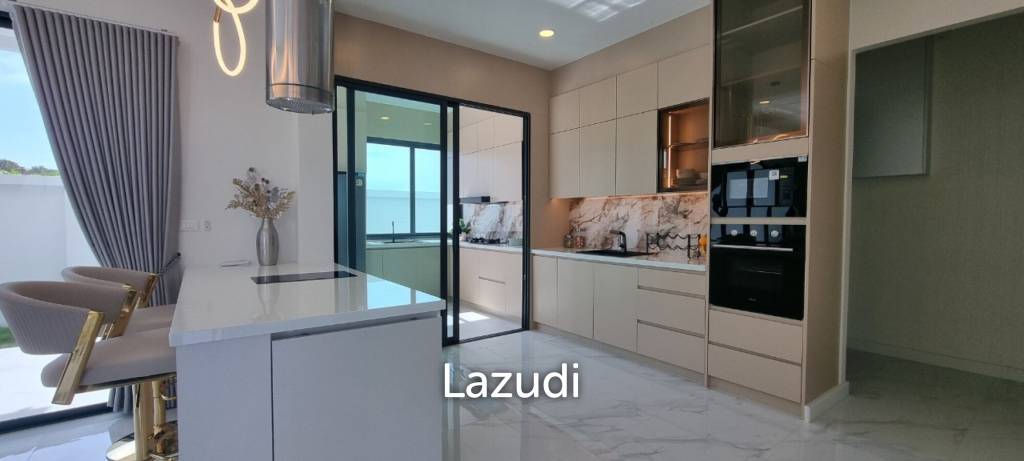 5 Beds 6 Baths 407 SQ.M. Enchant Villa Pattaya