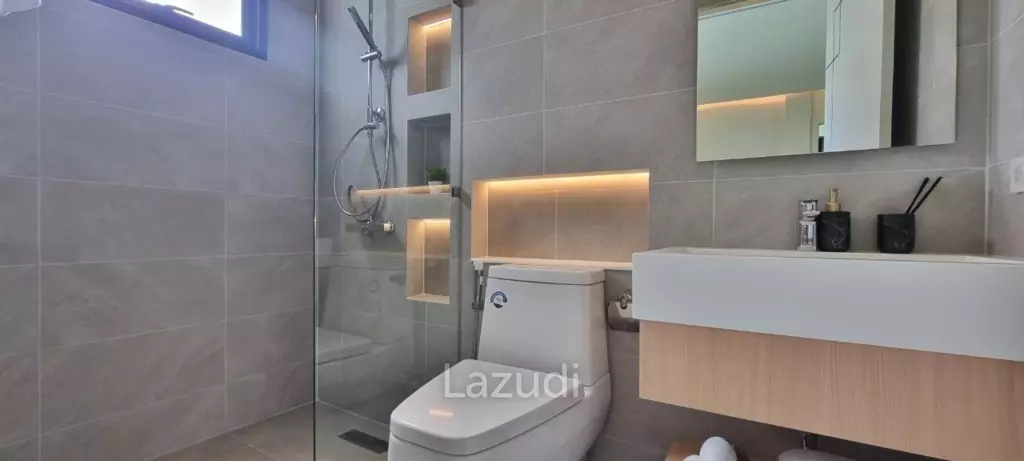 5 Beds 6 Baths 407 SQ.M. Enchant Villa Pattaya