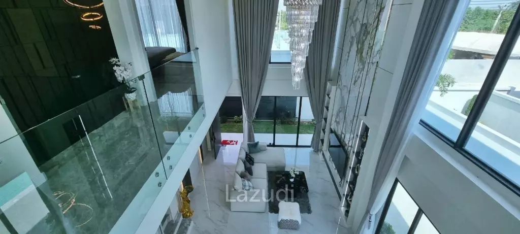 5 Beds 6 Baths 407 SQ.M. Enchant Villa Pattaya