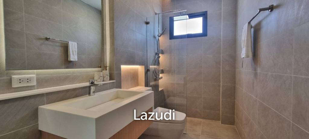 5 Beds 6 Baths 407 SQ.M. Enchant Villa Pattaya