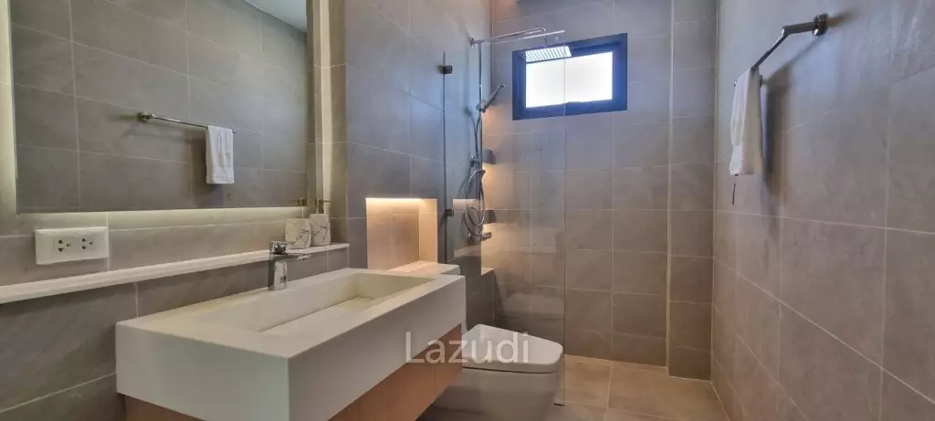 5 Beds 6 Baths 407 SQ.M. Enchant Villa Pattaya