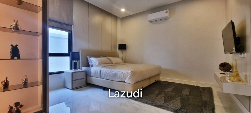 5 Beds 6 Baths 407 SQ.M. Enchant Villa Pattaya