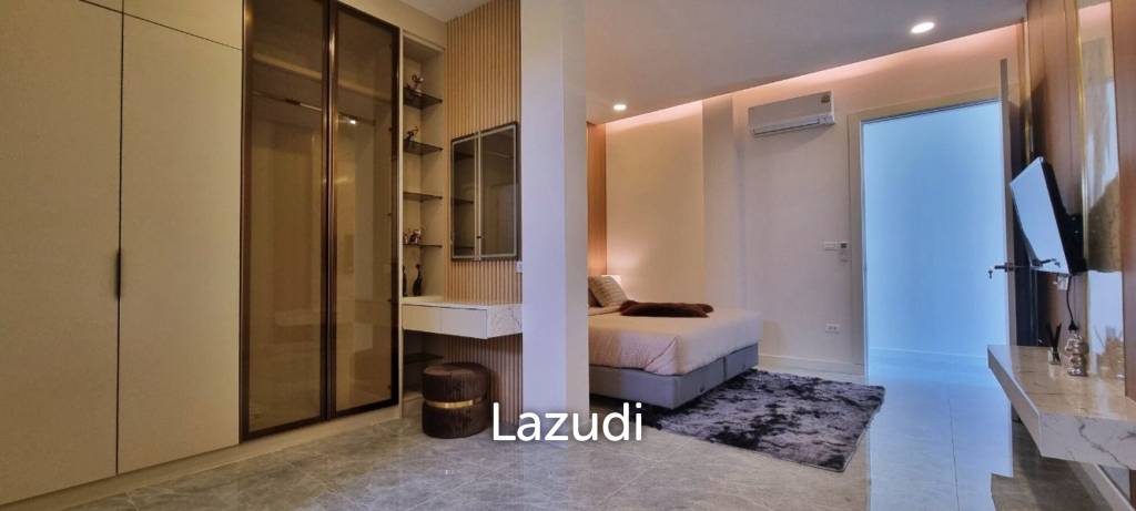 5 Beds 6 Baths 407 SQ.M. Enchant Villa Pattaya