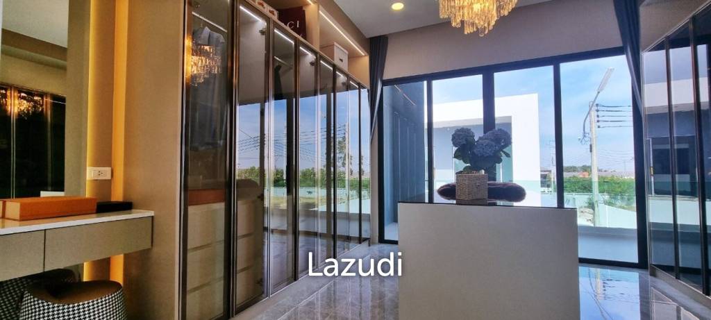 5 Beds 6 Baths 407 SQ.M. Enchant Villa Pattaya