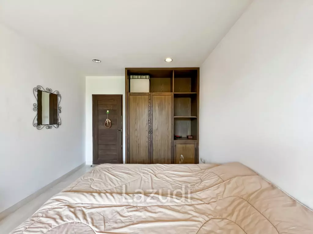 Spacious 2 Bedroom Condo in Las Tortugas Hua Hin