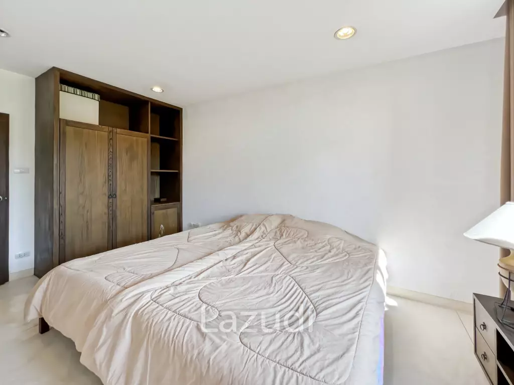 Spacious 2 Bedroom Condo in Las Tortugas Hua Hin