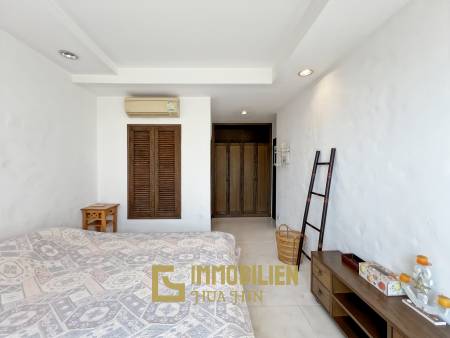 Spacious 2 Bedroom Condo in Las Tortugas Hua Hin