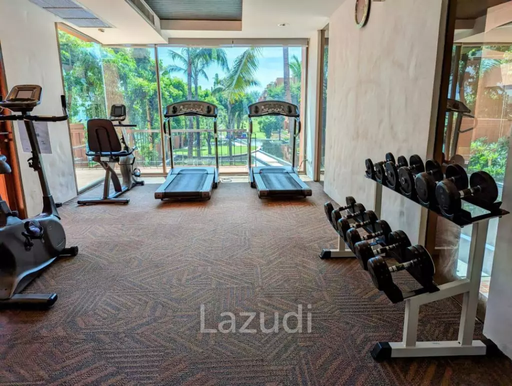Spacious 2 Bedroom Condo in Las Tortugas Hua Hin