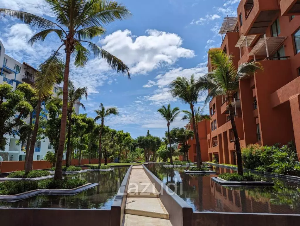 Spacious 2 Bedroom Condo in Las Tortugas Hua Hin