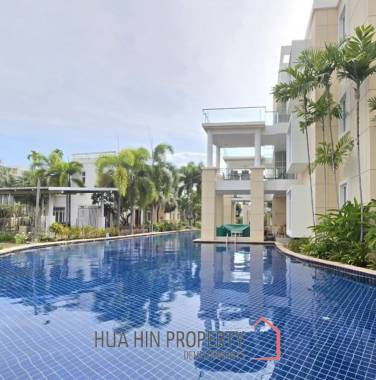 BLUE LAGOON CONDO  : 2 bed pool access unit