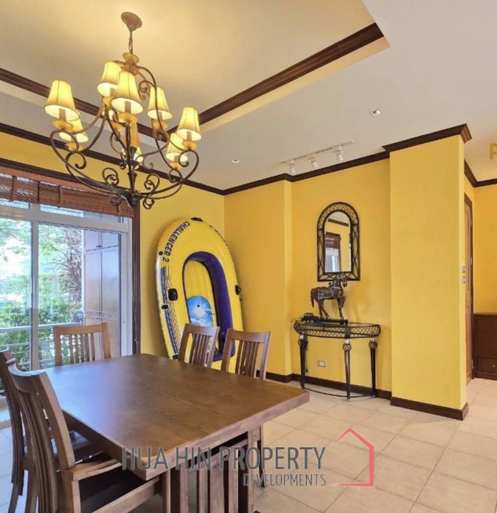BLUE LAGOON CONDO  : 2 bed pool access unit