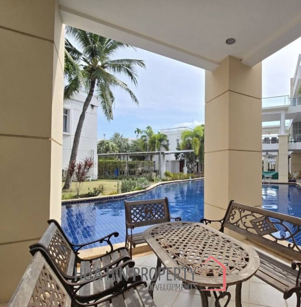 BLUE LAGOON CONDO  : 2 bed pool access unit