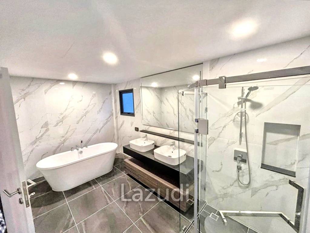 4 Bedroom 5 Bathroom 351 SQ.M The City Bangna