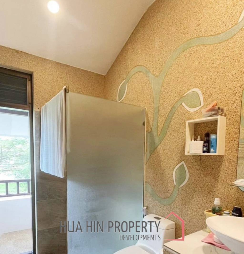 ROYAL GARDEN RESORT  : 4 bed 2 storey