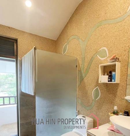 ROYAL GARDEN RESORT  : 4 bed 2 storey