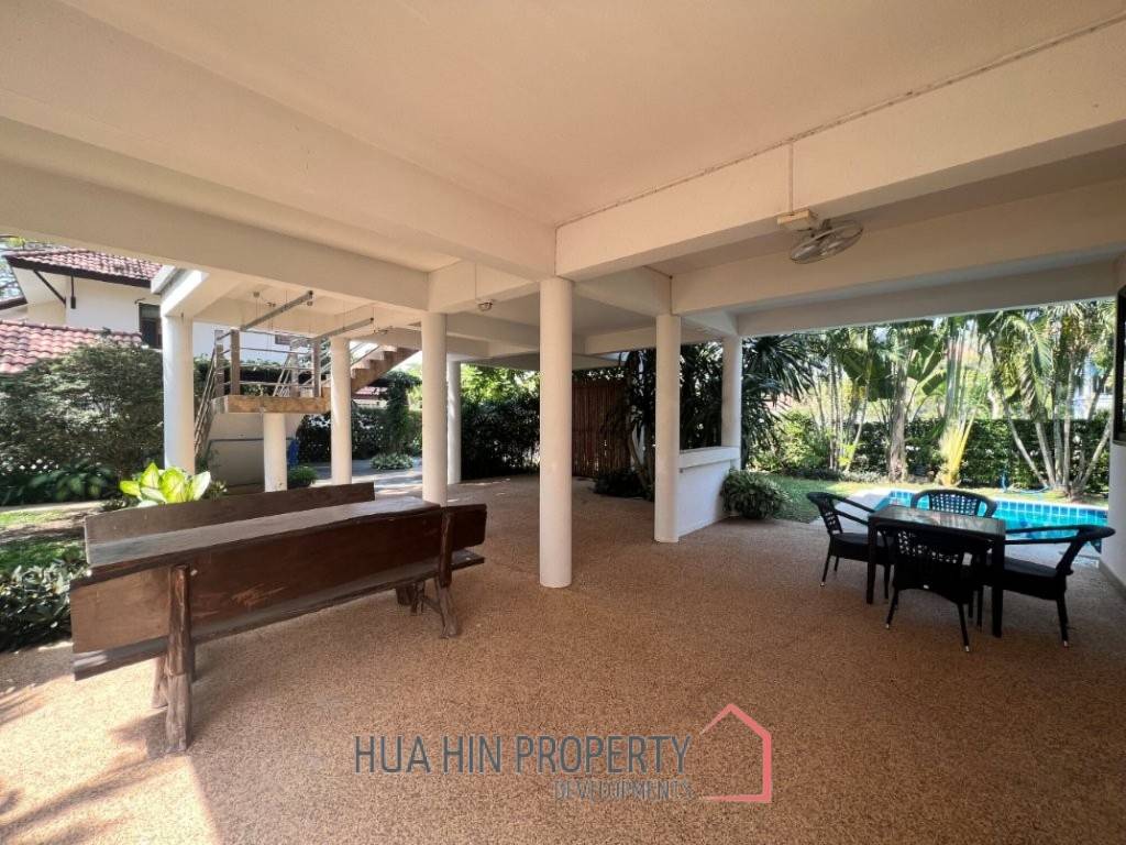 ROYAL GARDEN RESORT  : 4 bed 2 storey
