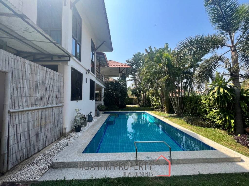ROYAL GARDEN RESORT  : 4 bed 2 storey