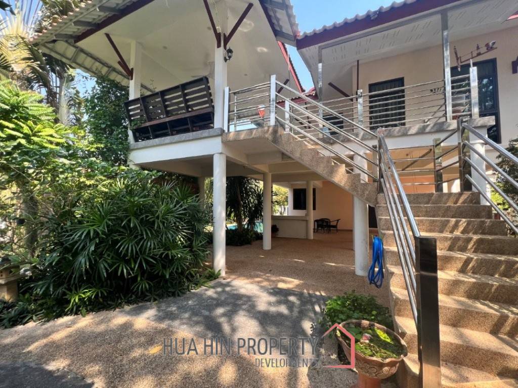 ROYAL GARDEN RESORT  : 4 bed 2 storey