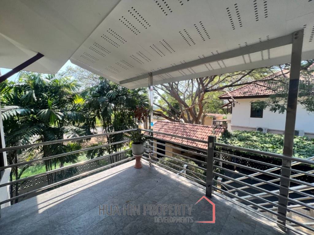 ROYAL GARDEN RESORT  : 4 bed 2 storey