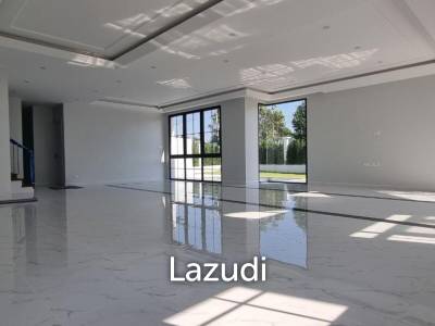 6 Beds 5 Baths 450 SQ.M. Rungsii Village