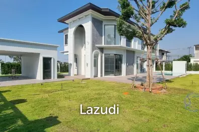 6 Beds 5 Baths 450 SQ.M. Rungsii Village