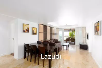 Large Seaview Condo In Peaceful Location