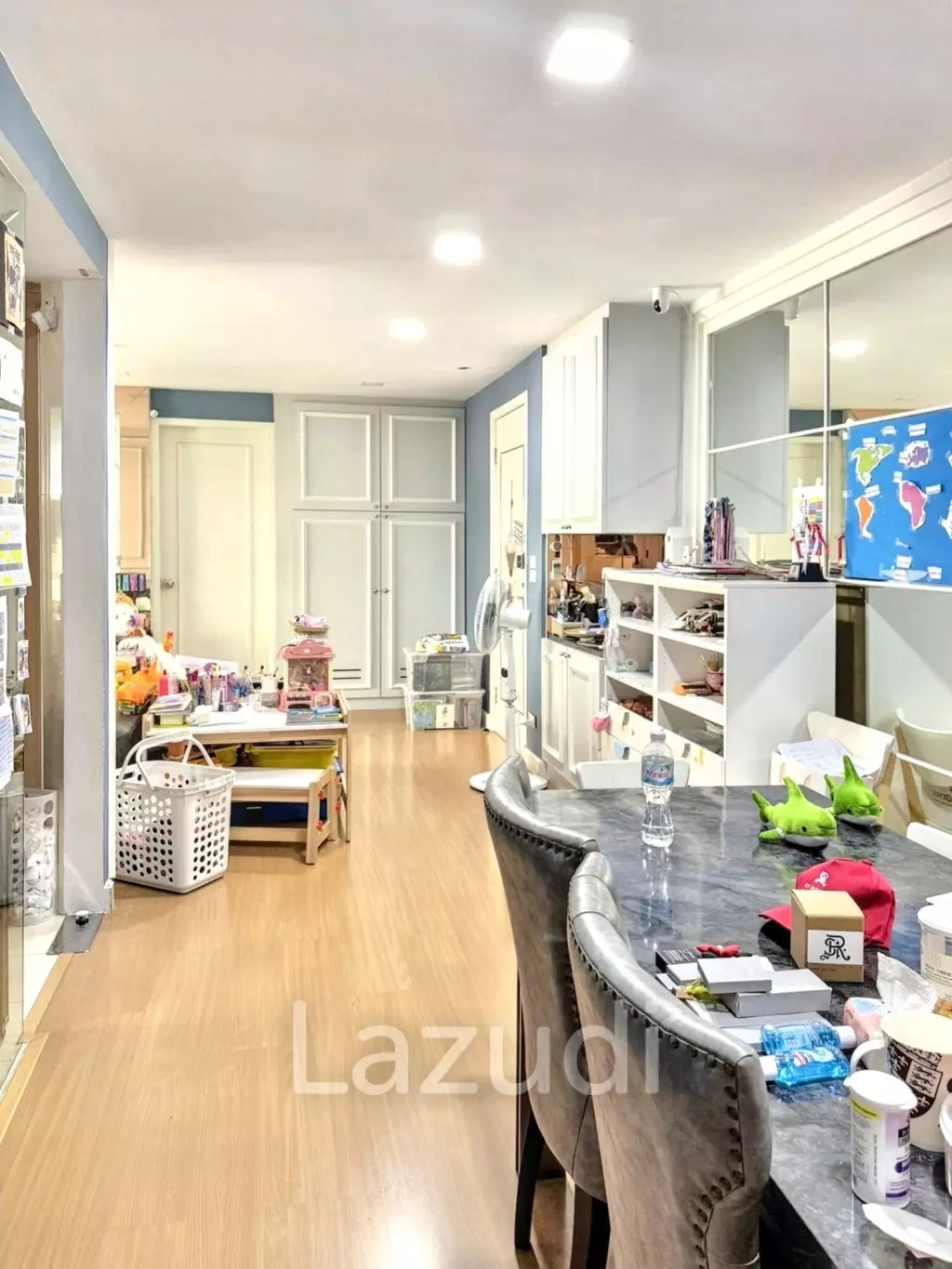 3 Bed 2 Bath 108 SQ.M The Bangkok Thanon Sub