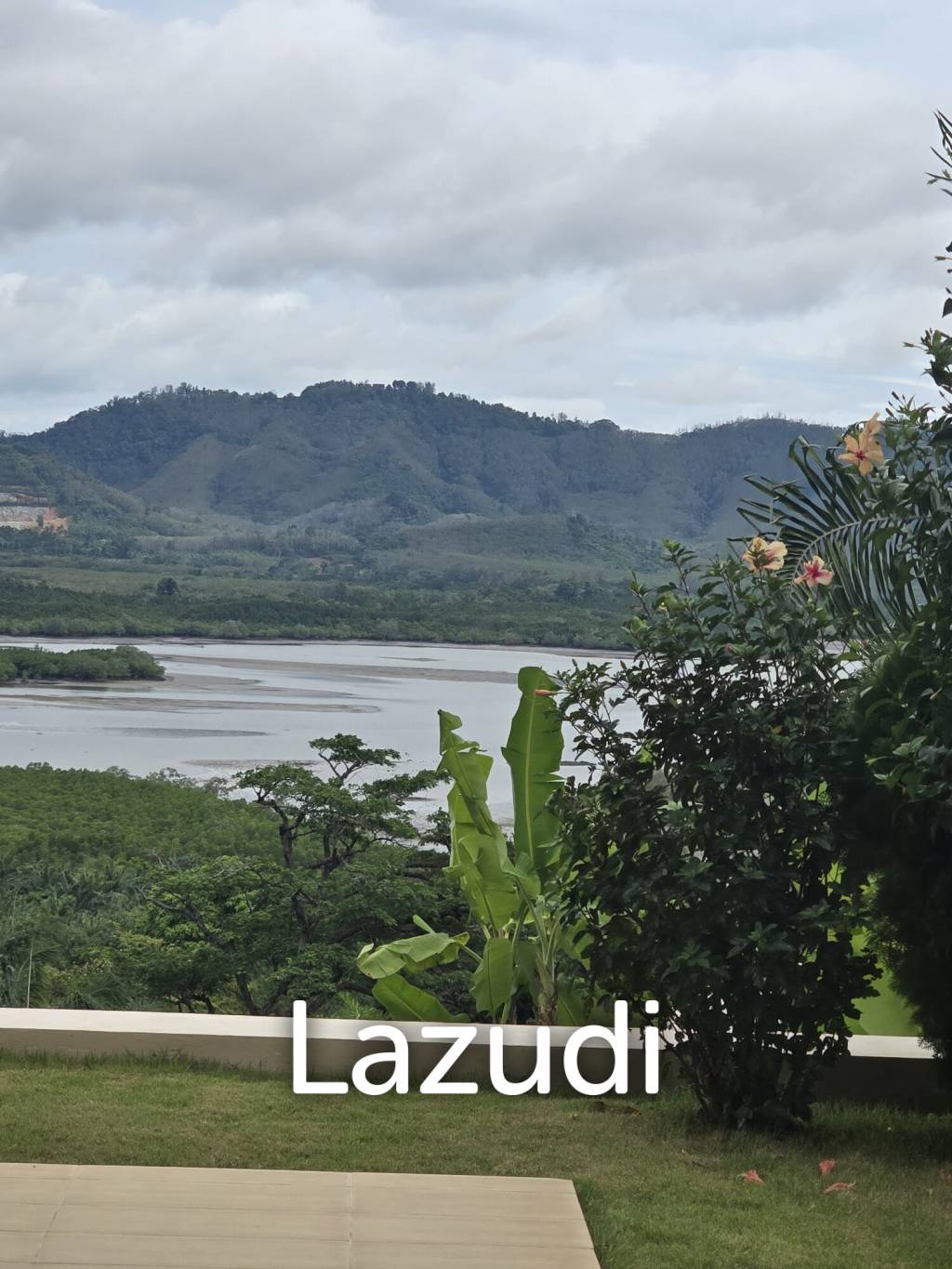 New Seaview Villa On 3,200 SQM Of Land