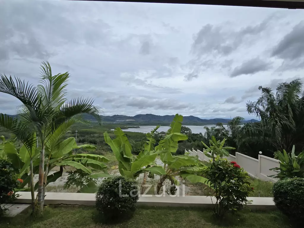 New Seaview Villa On 3,200 SQM Of Land