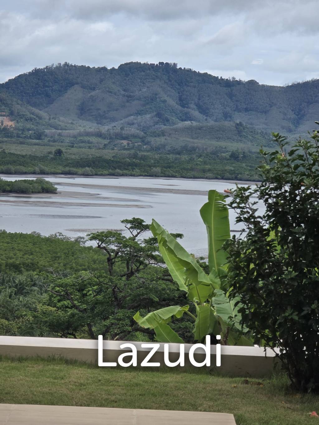 New Seaview Villa On 3,200 SQM Of Land