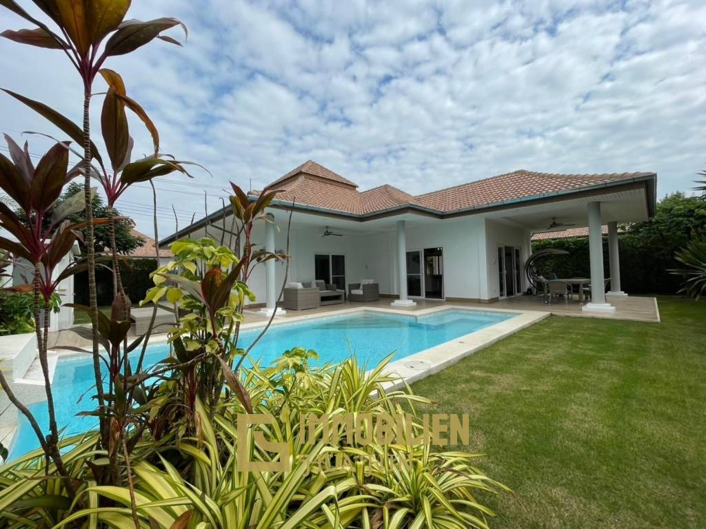 3 Bedroom Villa with Pool in Mali Prestige - For Rent