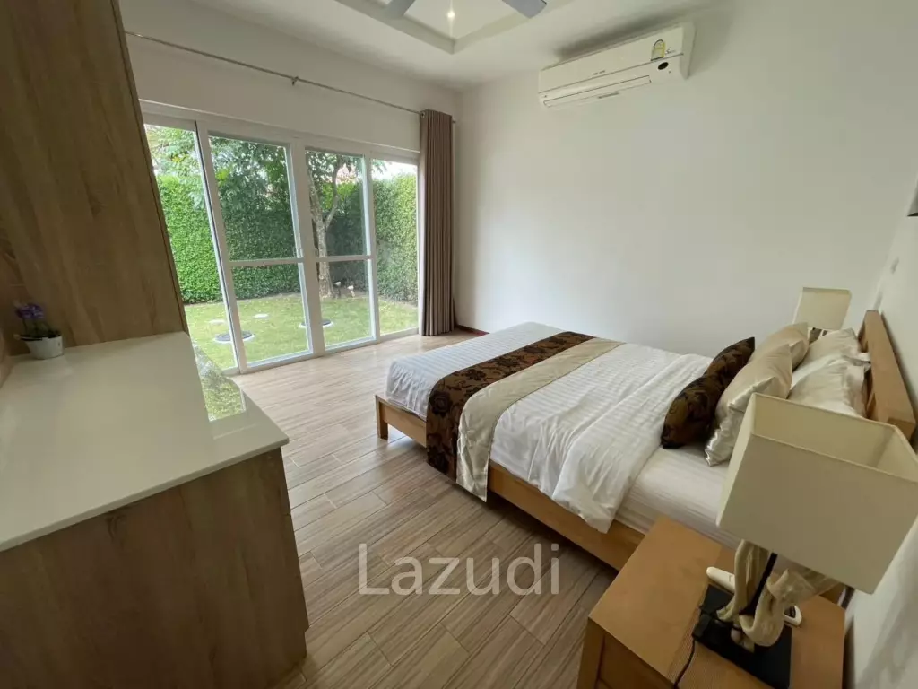 3 Bedroom Villa with Pool in Mali Prestige - For Rent