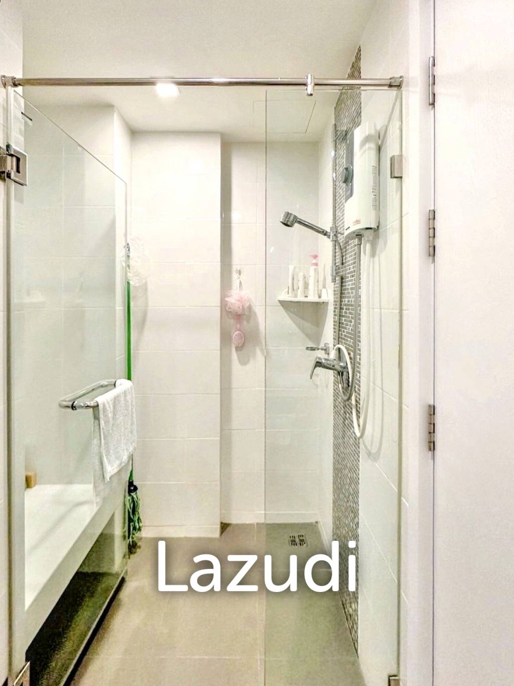 1 Bed 1 Bath 29 SQ.M Metro Luxe Riverfront