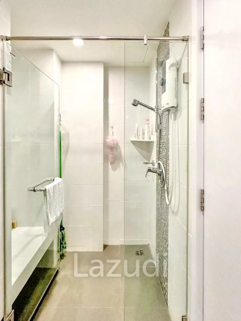 1 Bed 1 Bath 29 SQ.M Metro Luxe Riverfront