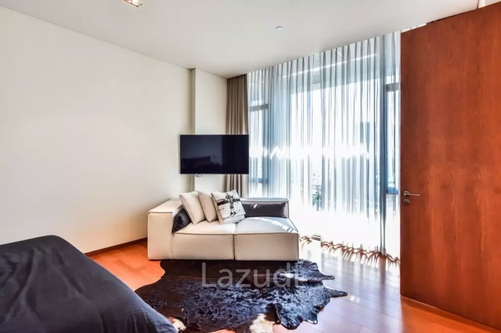 1 Bed 2 Bath 150 SQ.M The Sukhothai Residences