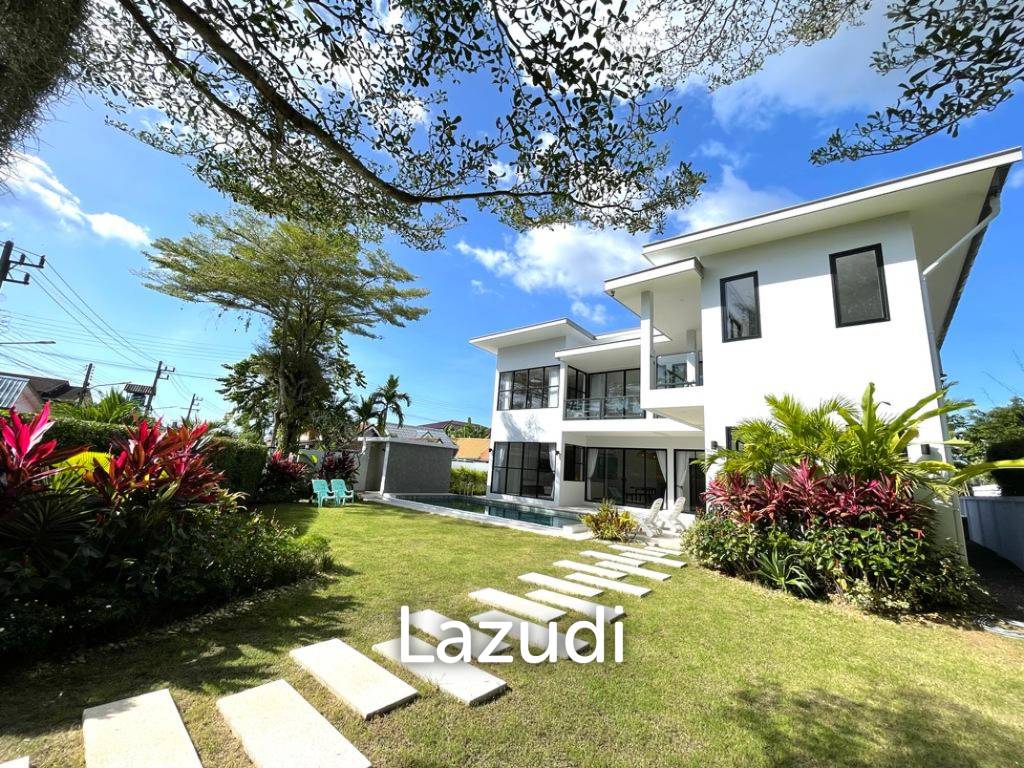 Modern 4 Bedroom Pool Villa In Pasak, Thalang