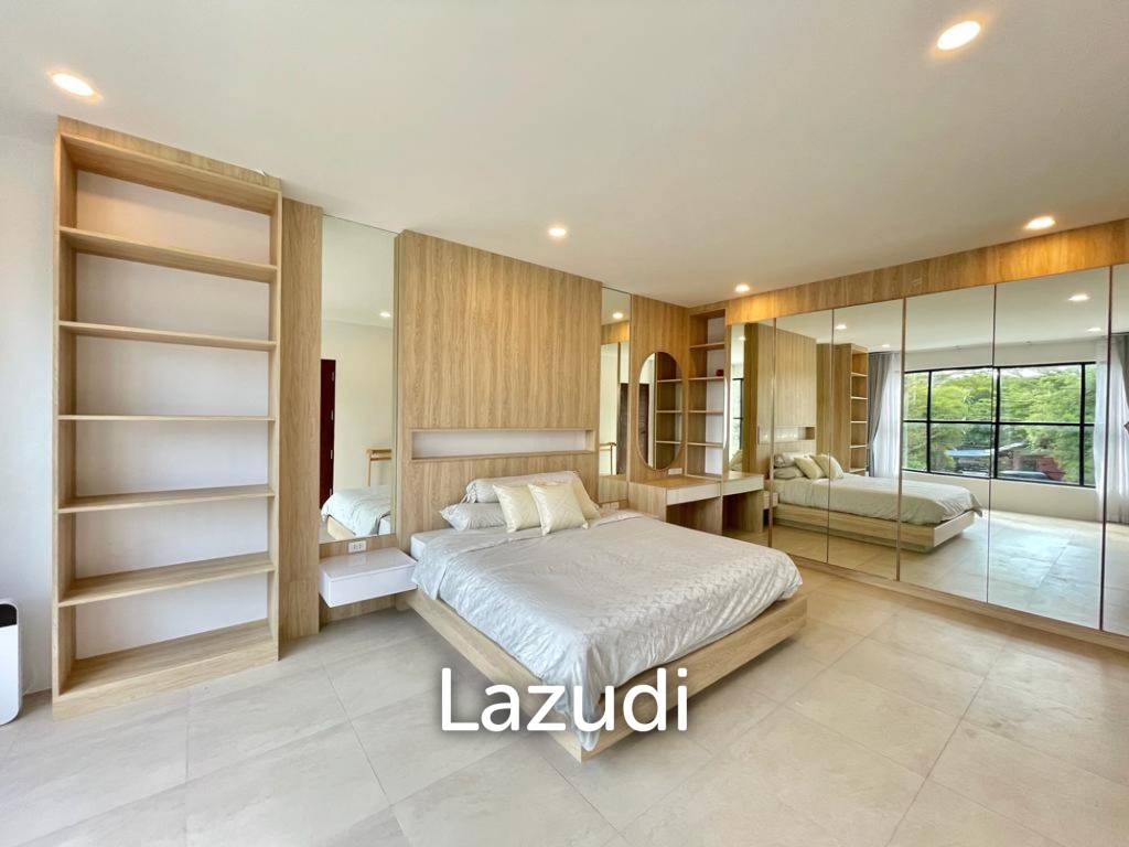 Modern 4 Bedroom Pool Villa In Pasak, Thalang
