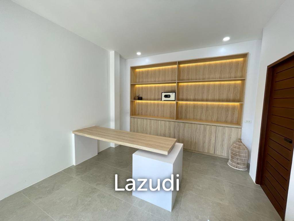Modern 4 Bedroom Pool Villa In Pasak, Thalang