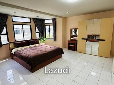 3 Beds 4 Baths 380 SQ.M Moo Baan Chicha Castle