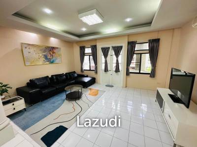 3 Beds 4 Baths 380 SQ.M Moo Baan Chicha Castle