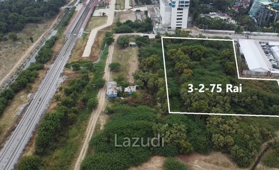 Ultra Luxury Land For Sale : 3-2-75 Rai Close to Vana Nava Water Park Hua Hin