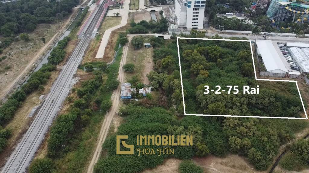 Ultra Luxury Land For Sale : 3-2-75 Rai Close to Vana Nava Water Park Hua Hin