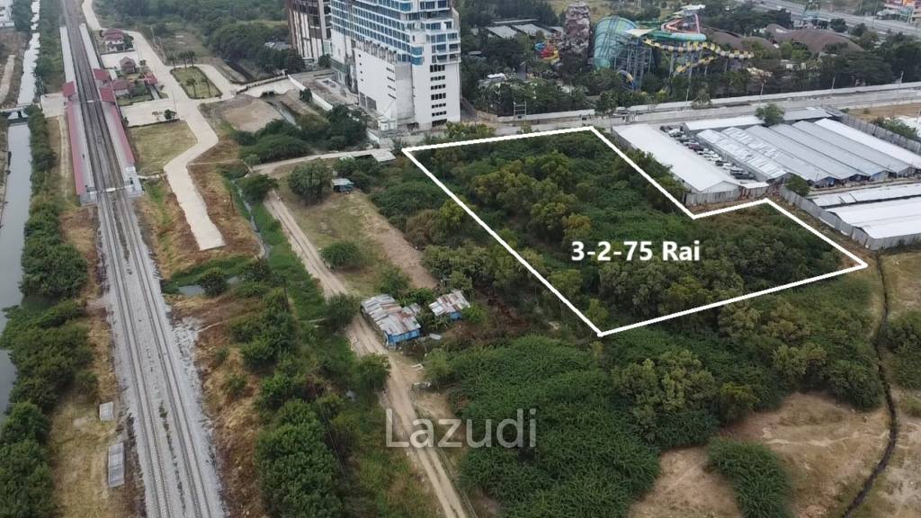 Ultra Luxury Land For Sale : 3-2-75 Rai Close to Vana Nava Water Park Hua Hin