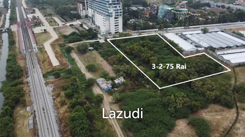 Ultra Luxury Land For Sale : 3-2-75 Rai Close to Vana Nava Water Park Hua Hin