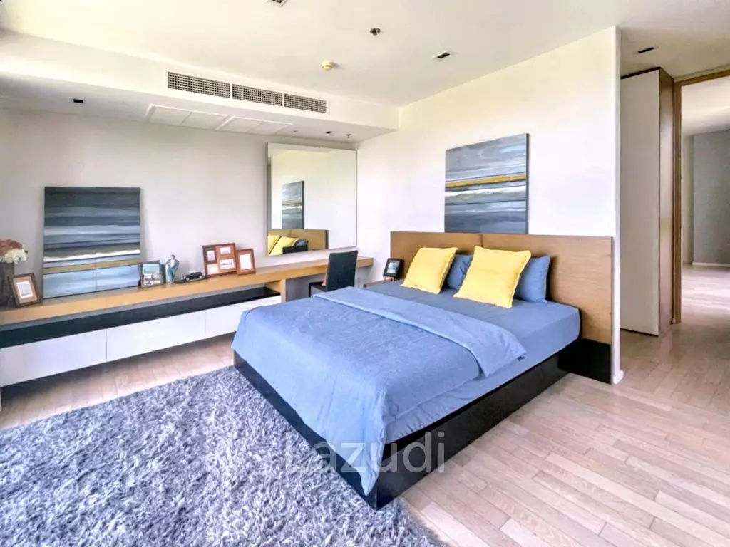 2 Bedroom 2 Bathroom 141 SQ.M Promphan 53