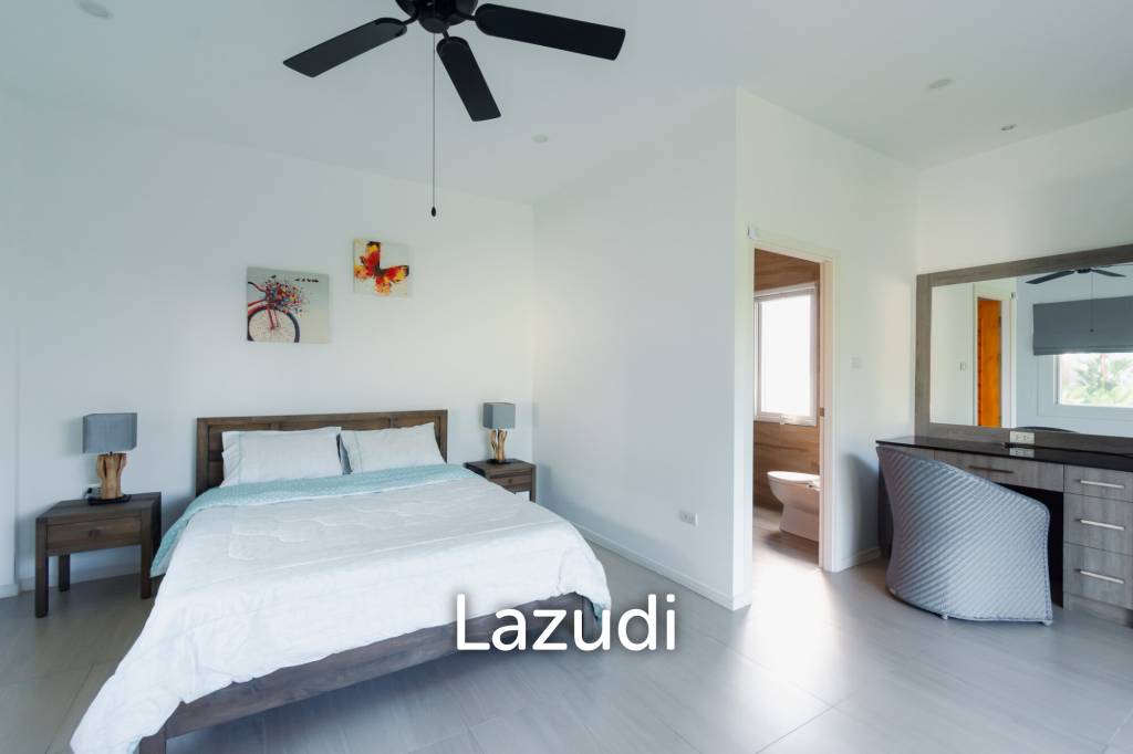 THE VIEWS HUA HIN  : 4 bed pool villa with outstanding Views