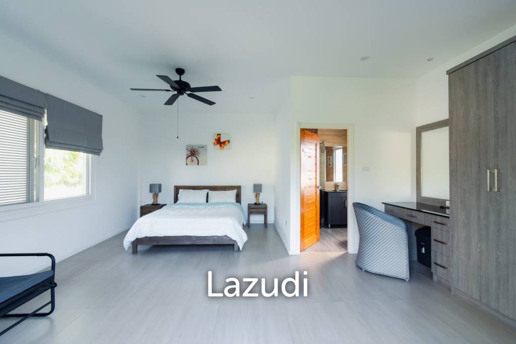 THE VIEWS HUA HIN  : 4 bed pool villa with outstanding Views