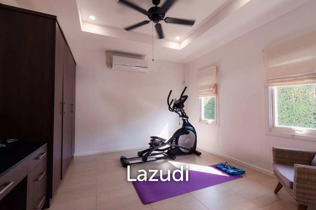 THE VIEWS HUA HIN  : 4 bed pool villa with outstanding Views